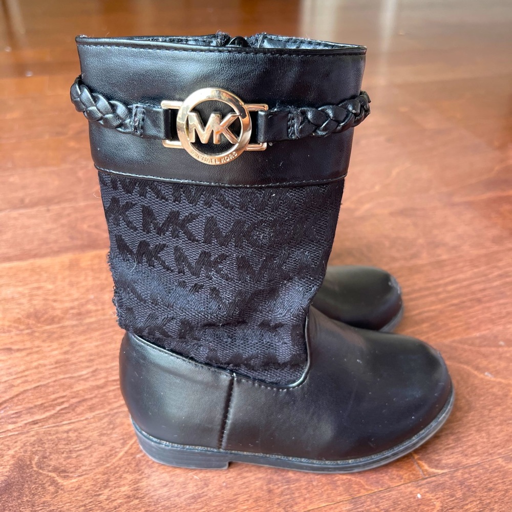 7 toddler Michael Kors boots black
